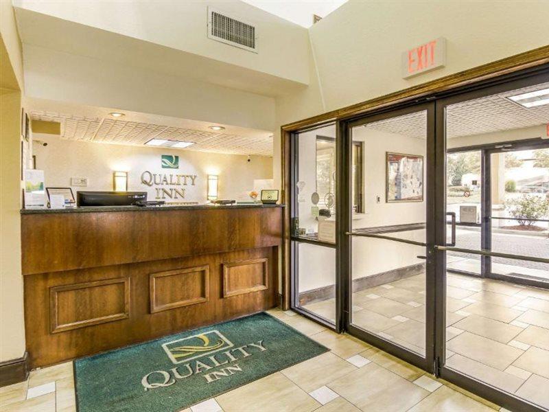 Quality Inn & Suites Atlanta Stone Mountain Eksteriør bilde