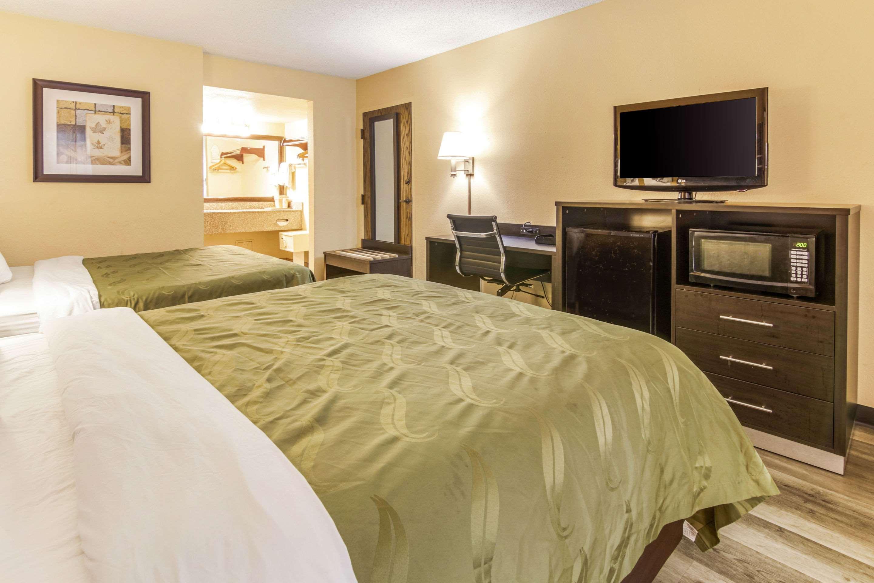 Quality Inn & Suites Atlanta Stone Mountain Eksteriør bilde