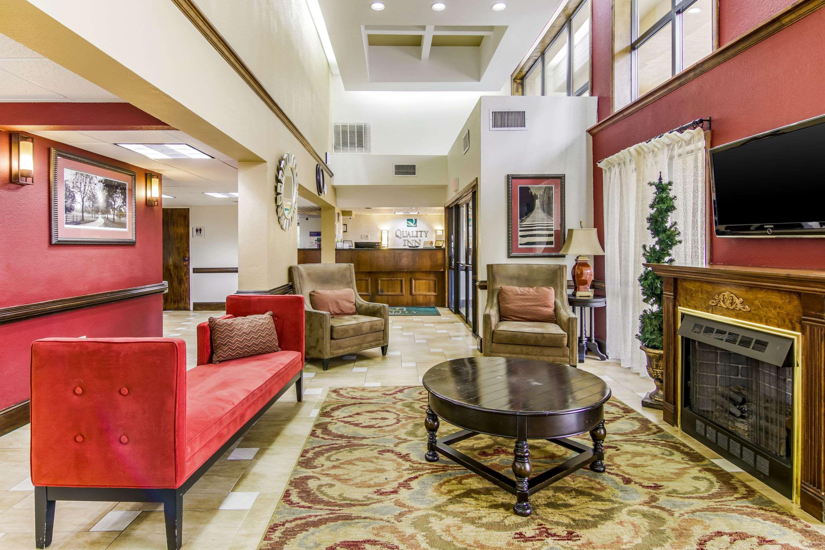 Quality Inn & Suites Atlanta Stone Mountain Eksteriør bilde