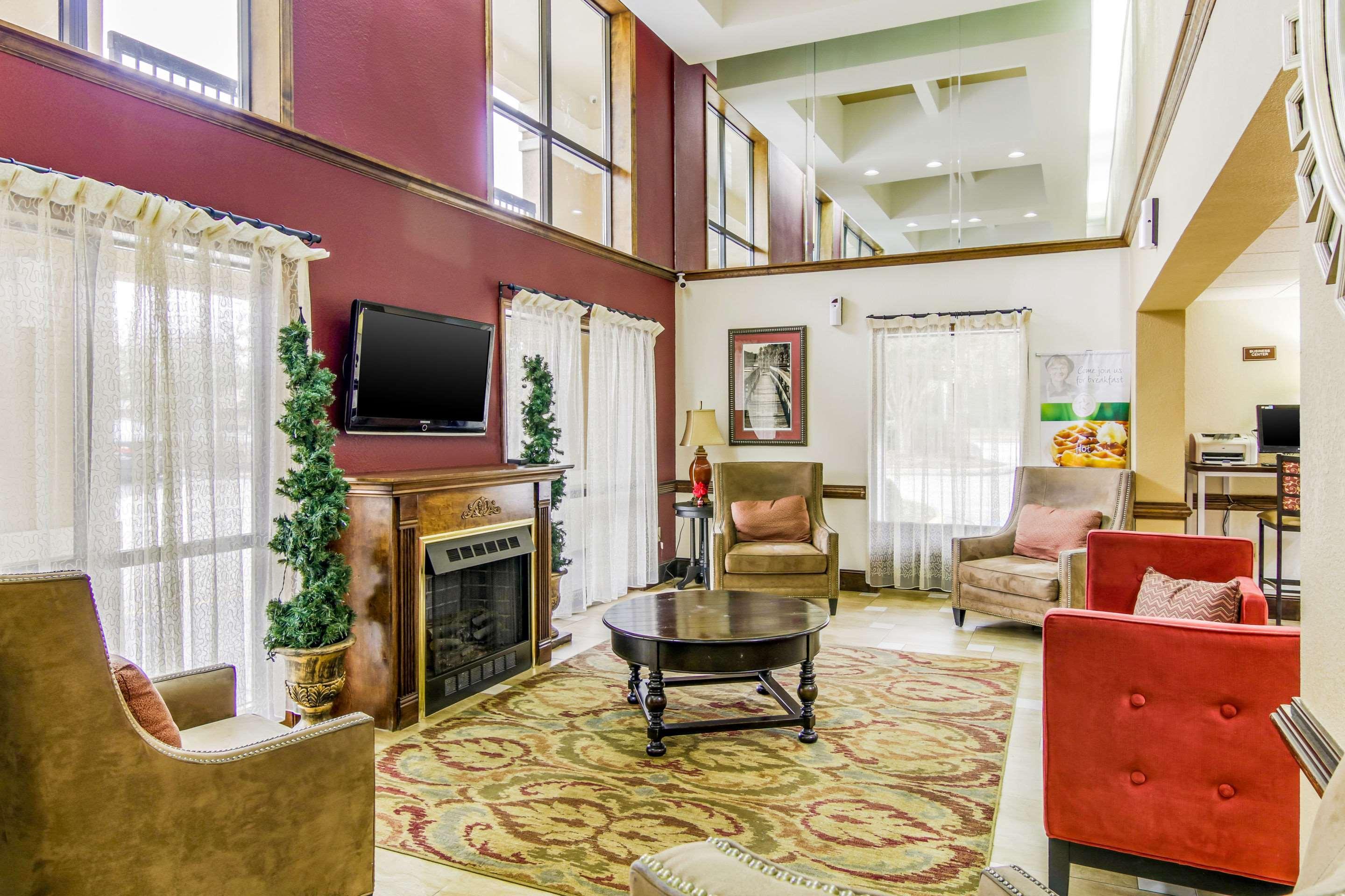 Quality Inn & Suites Atlanta Stone Mountain Eksteriør bilde
